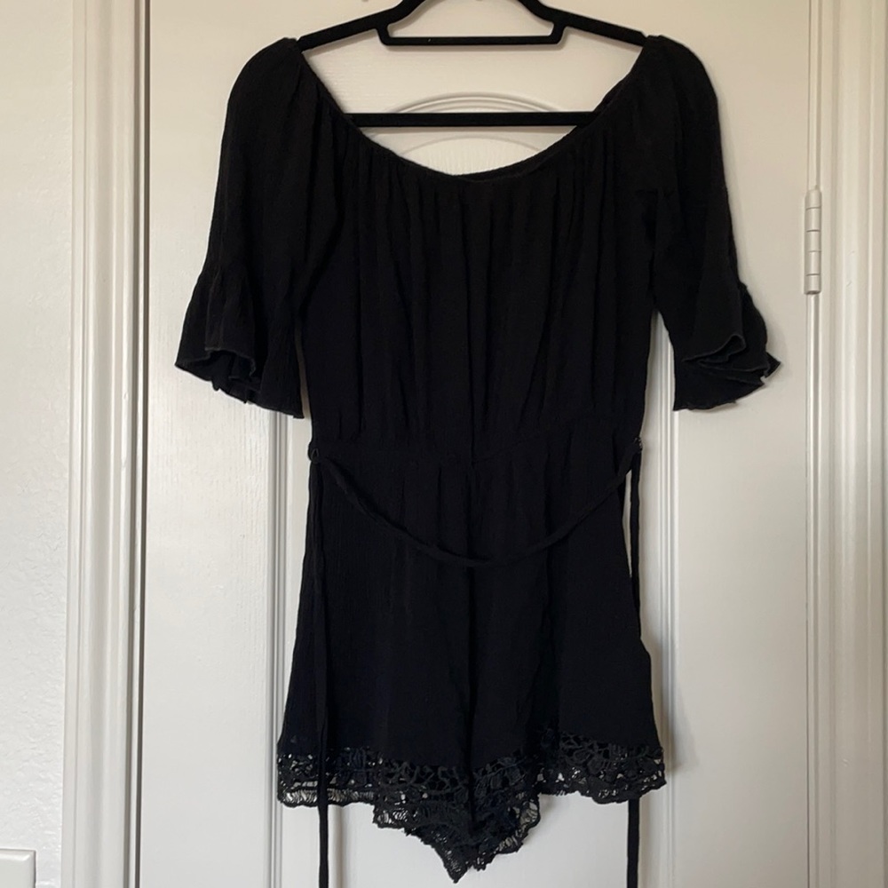 Ruffled Sleeve Romper